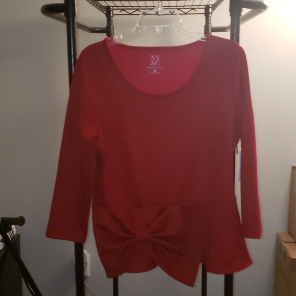 🛑🛑🛑🛑Brand new red bow tie top 🛑🛑🛑🛑